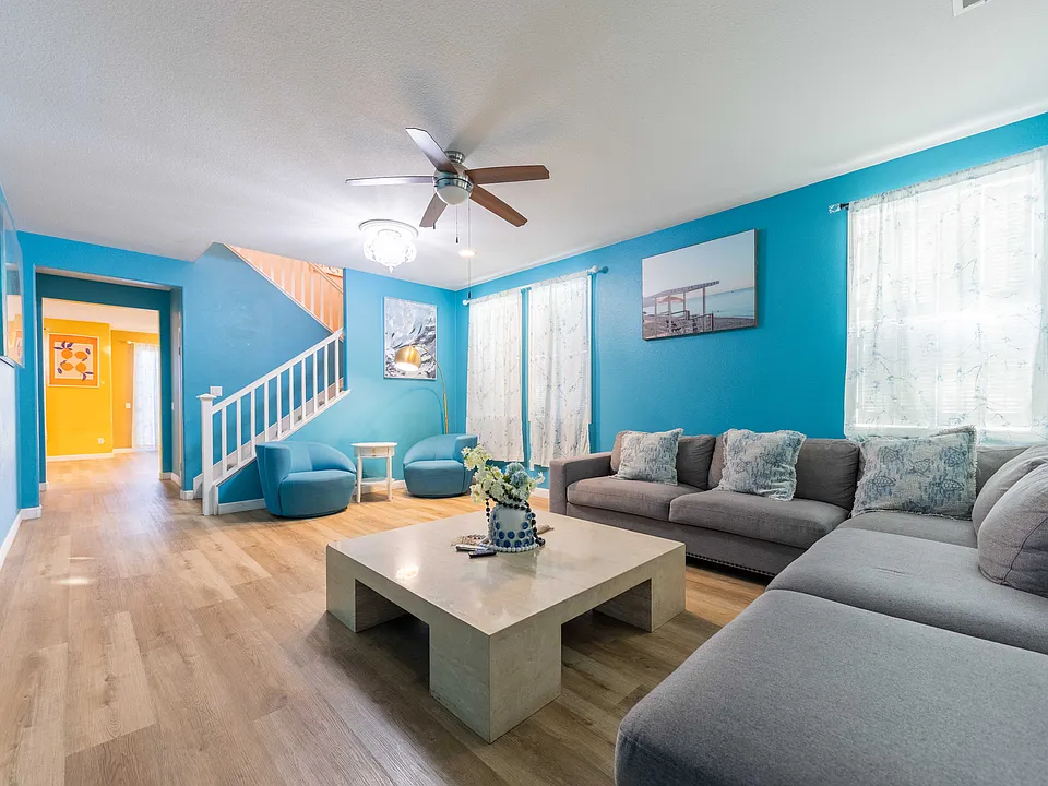 2880 E Cinnamon Pl
