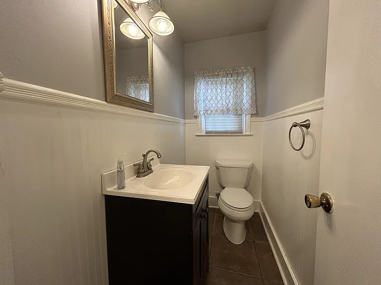 217 Vassar Dr — Photo 12