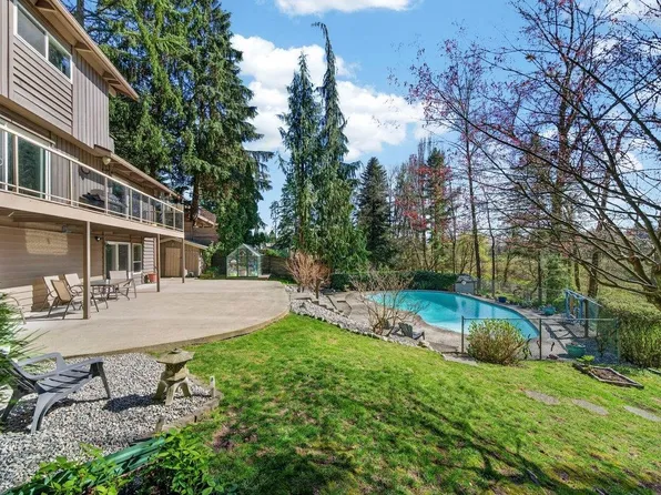 23419 Tamarack Ln, Maple Ridge, BC V2W 1A8