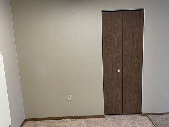 4th image of 603 11th St NE #1