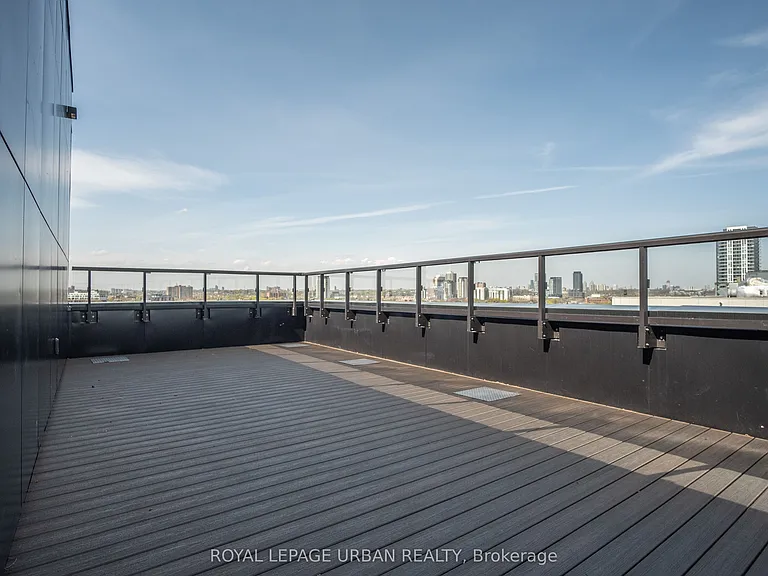 1660 Bloor St W #913 — Photo 26