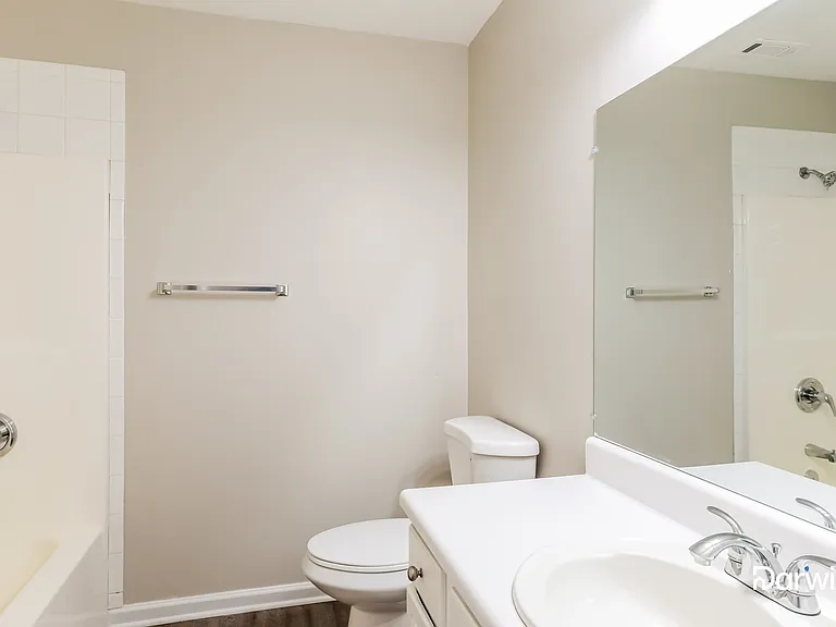 1920 Grayson Oaks Ct — Photo 8
