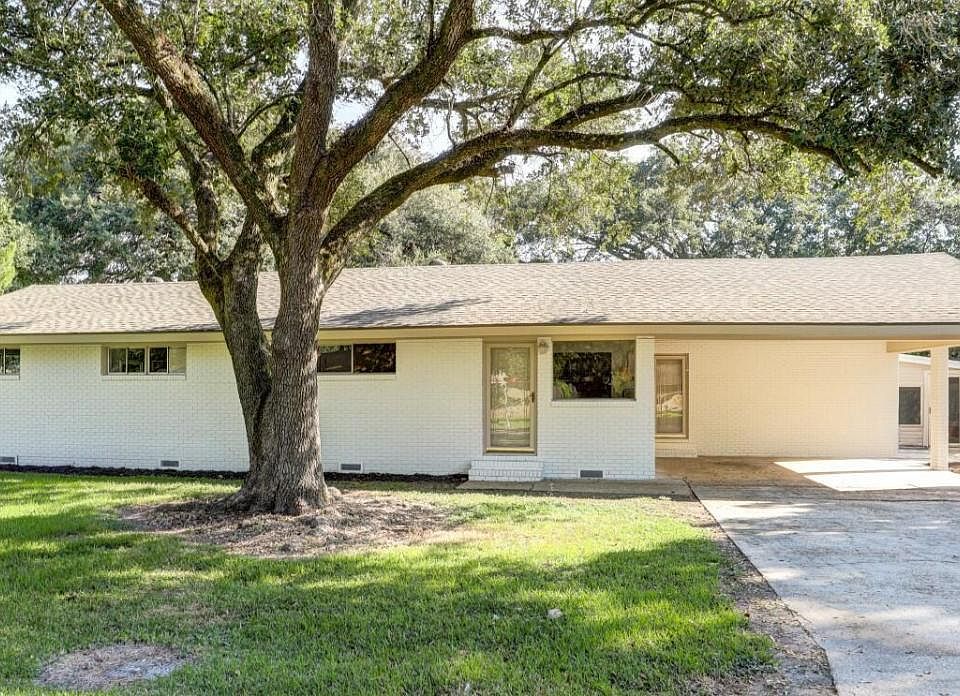 1st image of 212 Mimosa Pl