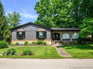 39 Arctic Spgs, Jeffersonville, IN 47130