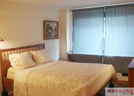 Rented by Warburg | media 17