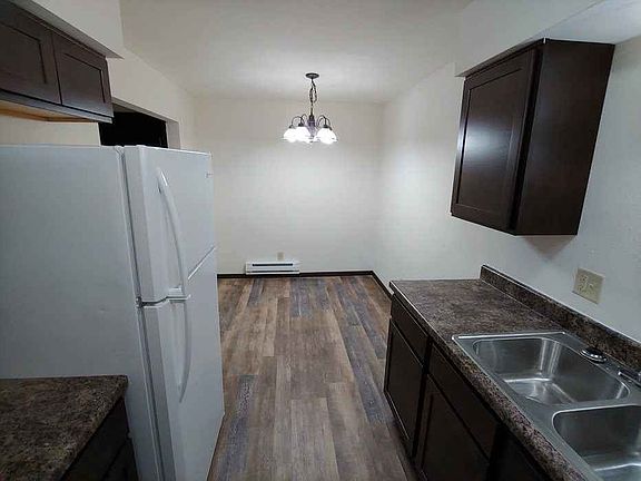 317-319 Kitchen to dining_10162025