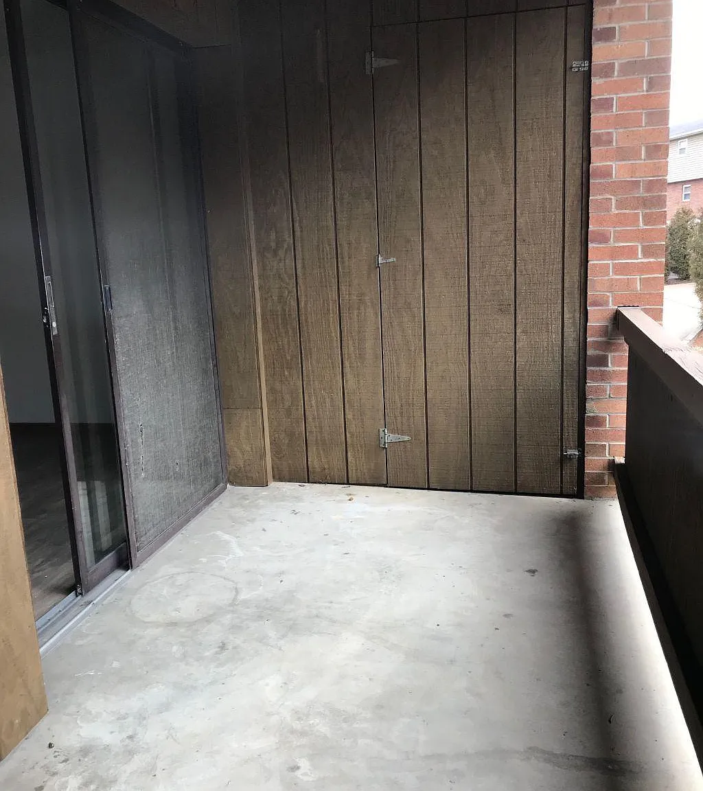 2 bed, 1080 sqft, $950 — Photo 3
