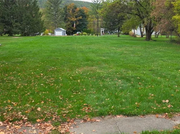 225 Main St #25, Painted Post, NY 14870