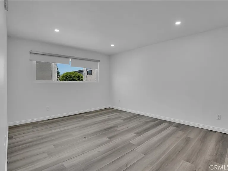 5412 Lindley Ave #110 — Photo 26