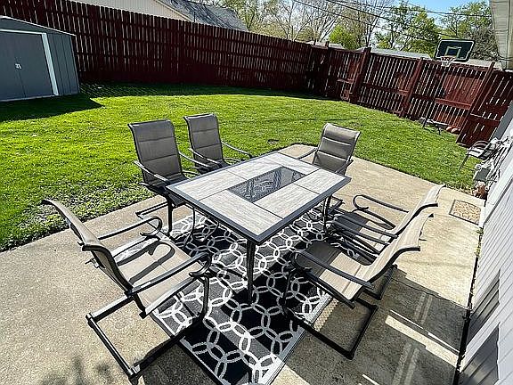 5th image of 3212 Kingsmill Ct