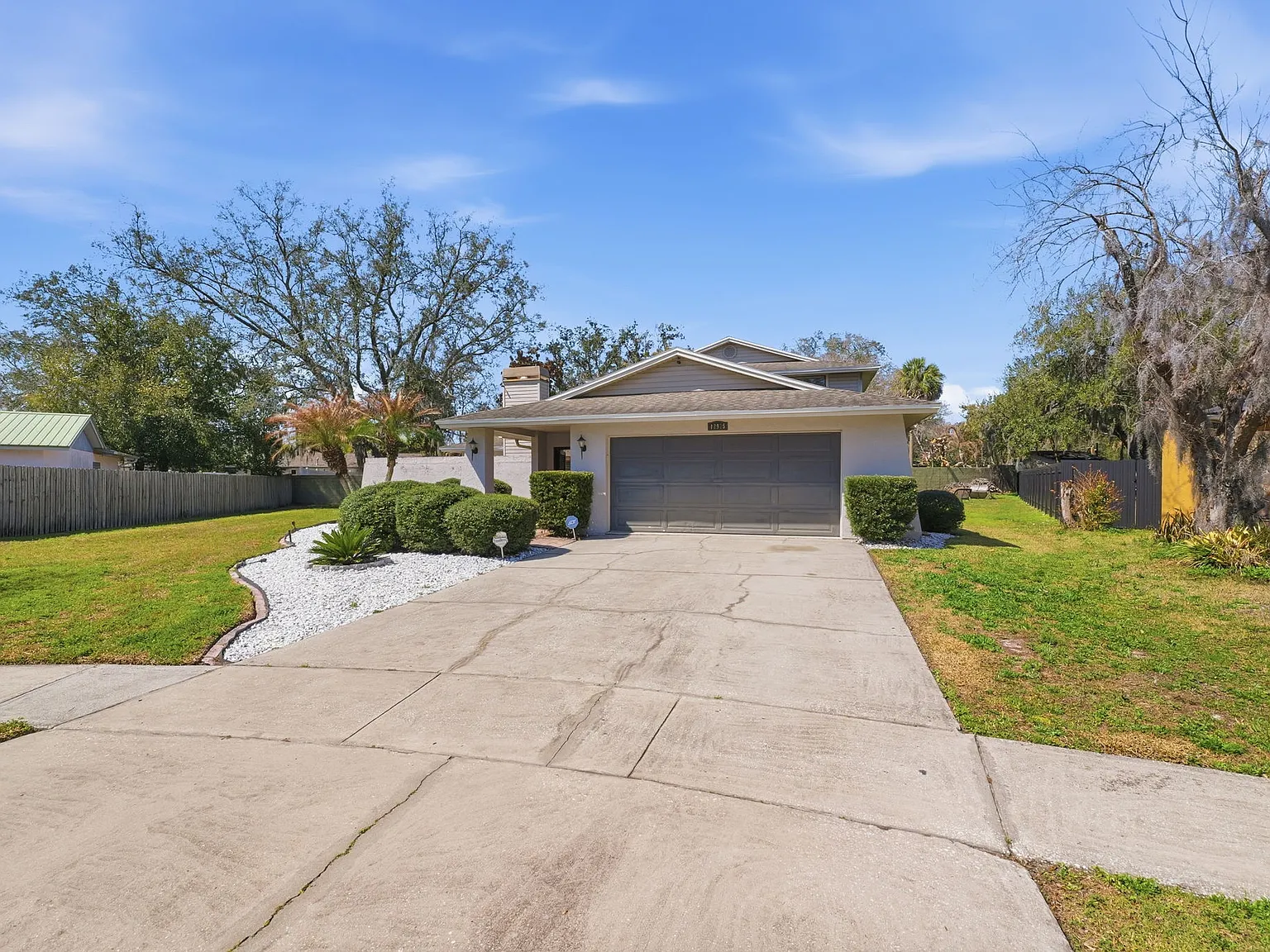 4 bed, 2461 sqft, $750 — Photo 2