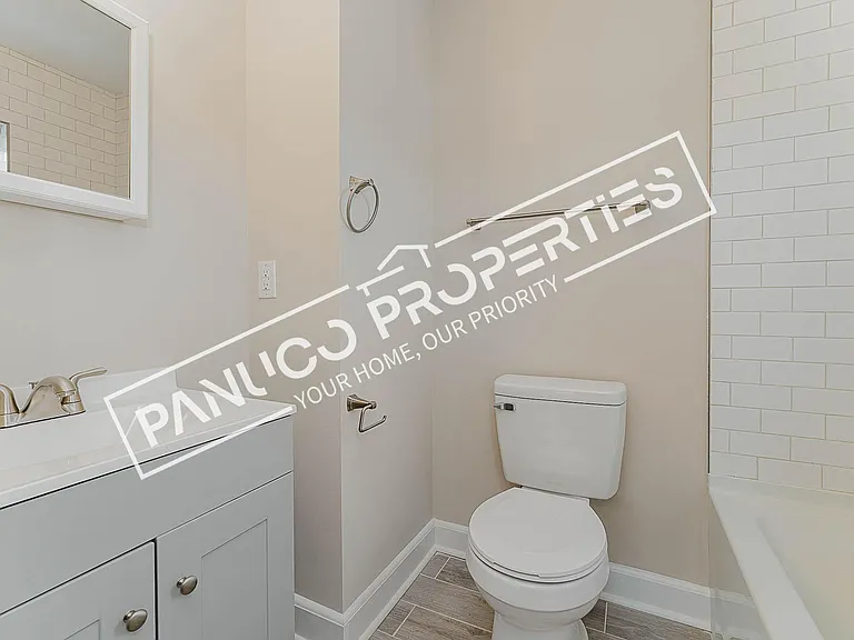 108 Adams St #108 & 110 — Photo 13
