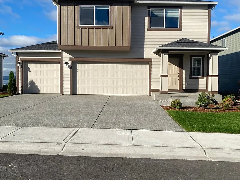 100 NE Belfair Station Dr — Photo 1
