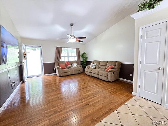 5th image of 8144 S Slope Dr