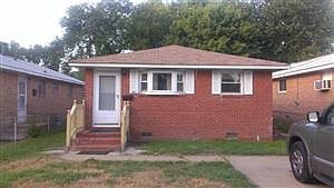 2nd image of 206 W Kelly Ave