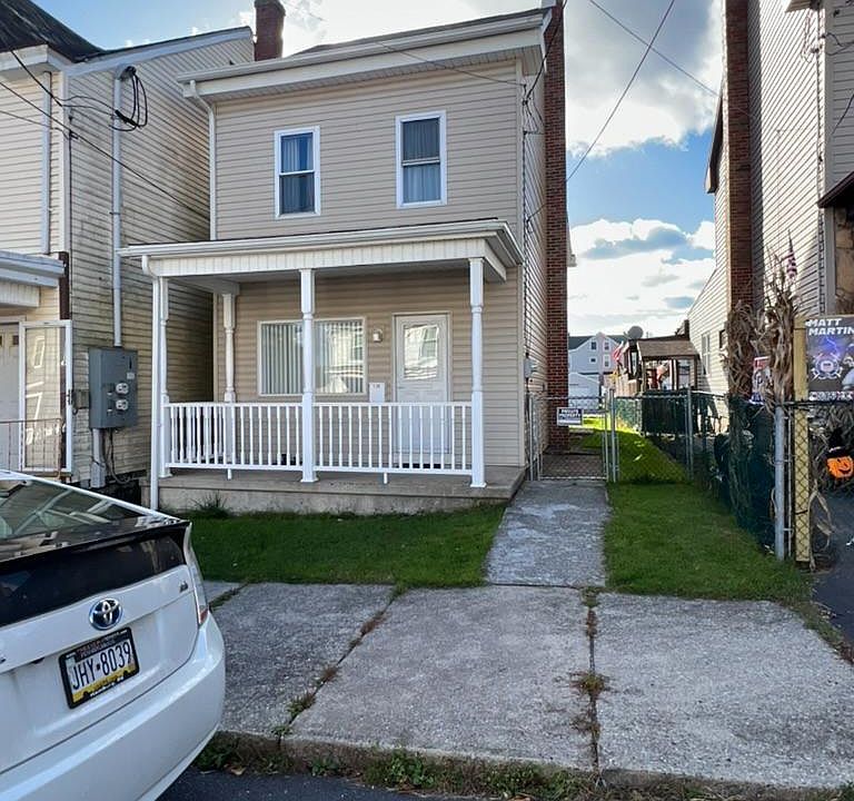 1st image of 136 S Balliet St