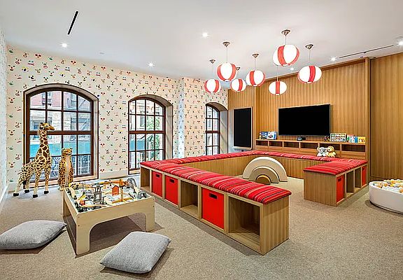 5th image of 100 Vandam St #12B