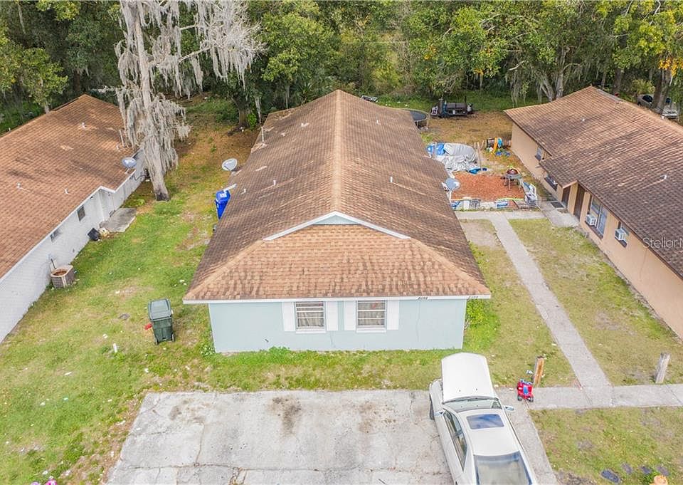 1st image of 2493-2495 Chestnut Woods Dr