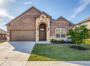2829 Half Moon Rd, Aubrey, TX 76227