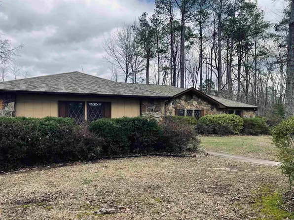 4611 Thompson Dr, Pine Bluff, AR 71603