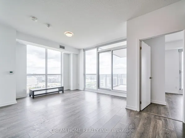 32 Forest Manor Rd, Toronto, ON