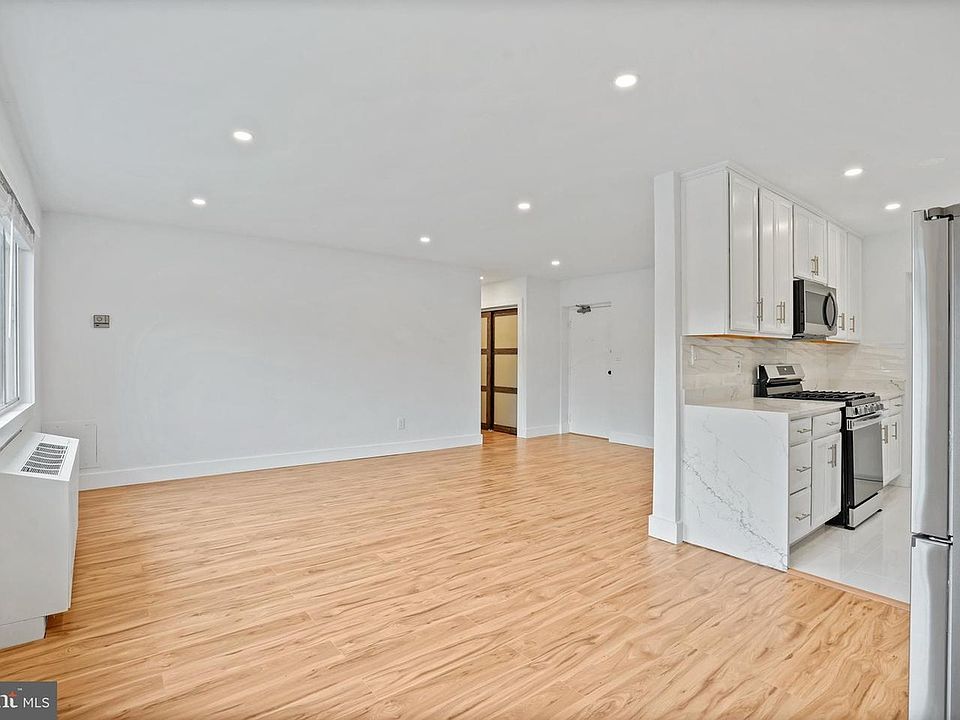 1st image of 3701 5th St S APT 205