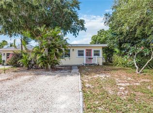 1348 Trail Terrace Dr, Naples, FL 34103