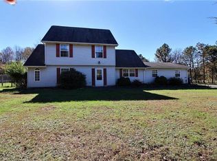 1467 Mathews Dr, Blakeslee, PA 18610