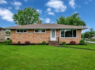 9894 Valley Forge Dr, Parma Heights, OH 44130