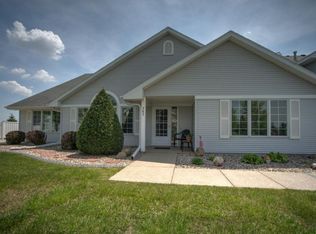 747 Grayhawk Cir, Mankato, MN 56001