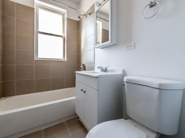 7846 S Saginaw Ave Chicago, IL 60649, 7846 S Saginaw Ave #7850-2E, Chicago, IL 60649