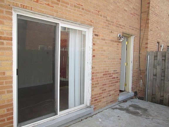 4th image of 204 Linn Ct APT A