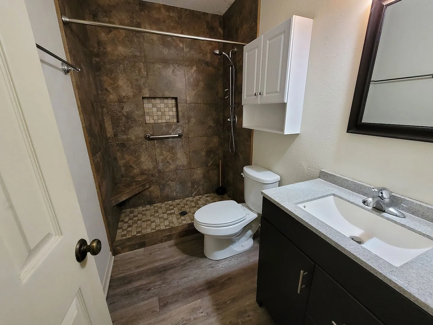 Fantastic Townhouse at The Hamptons for Rent 2 bedroom 2 bath — Photo 4