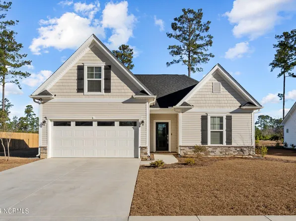 214 Autumn Breeze Lane NE, Bolivia, NC 28422