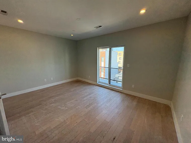 1005 N Marshall St #3 — Photo 10