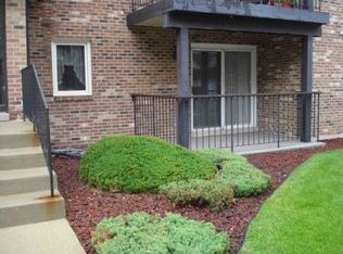 18135 Martin Ave #18133-1S, Homewood, IL 60430