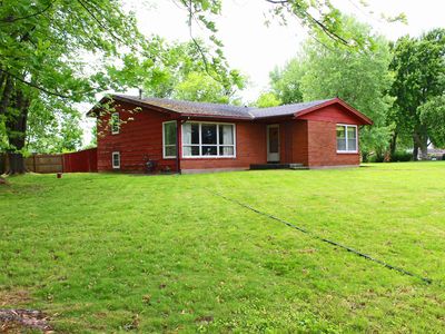 5461 E Reighmoor Rd, Omro, WI, 54963
