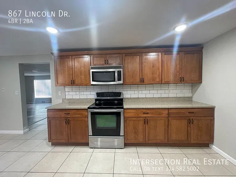 867 Lincoln Dr — Photo 14
