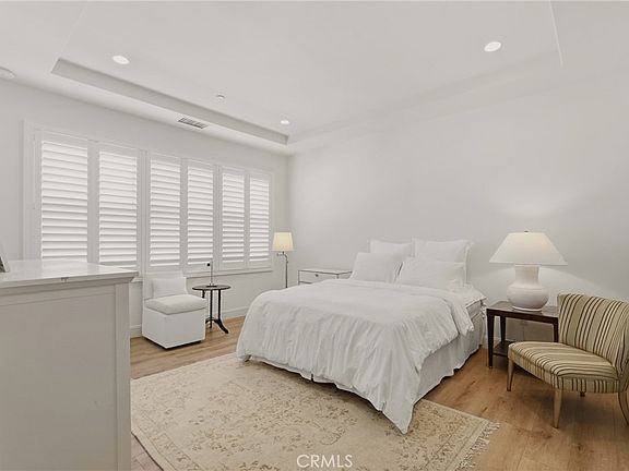 5th image of 240 Mayfair