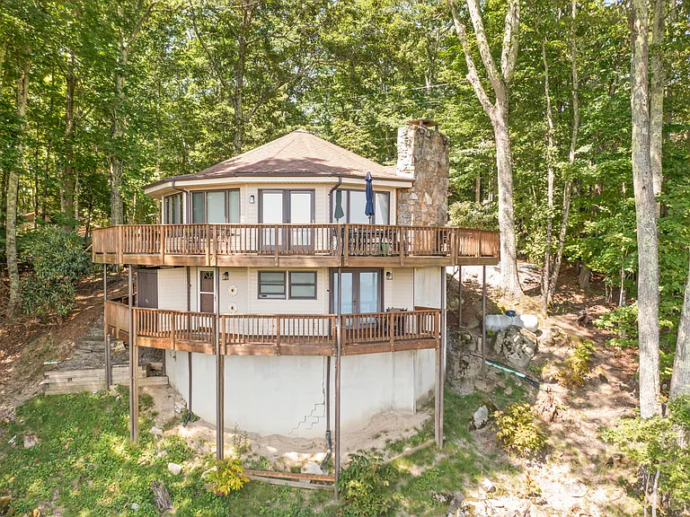 820 Pine Ridge Rd — Photo 54
