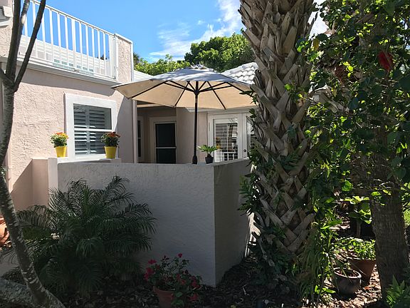 3rd image of 407 La Costa St