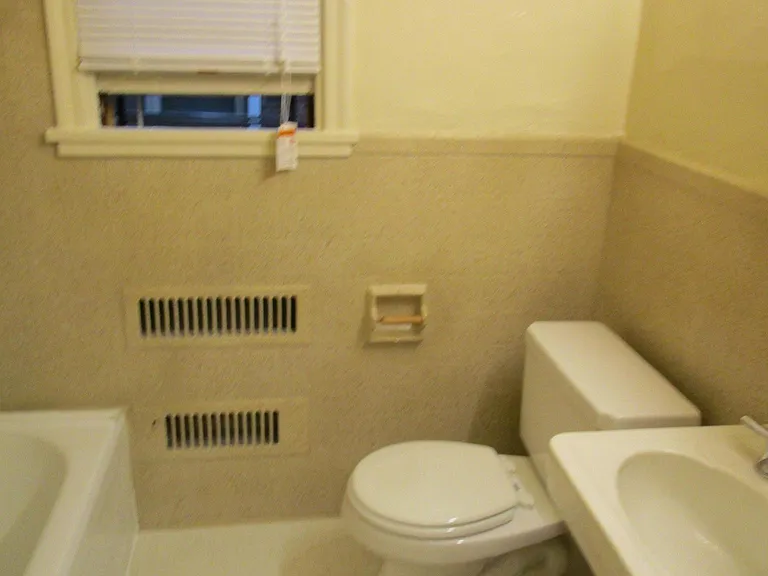 740 S Negley Ave #102 — Photo 12