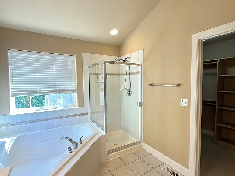 15913 Bridgeview Dr — Photo 15