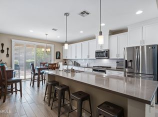 513 W Cholena Trl, San Tan Valley, AZ 85140