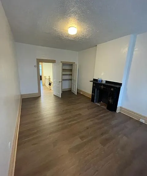 220 Ophelia St #2 — Photo 10
