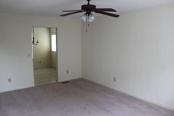 2nd image of 611 N High St #611B
