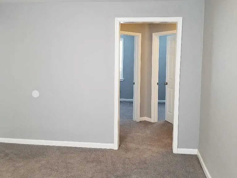 5542 Midwood Ave #2 — Photo 4