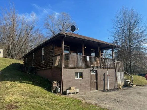 106 Waynesburg Pike Road, Moundsville, WV 26041