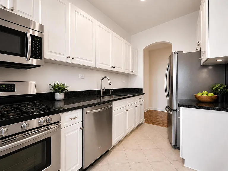 590 Fort Washington Ave #4B — Photo 7