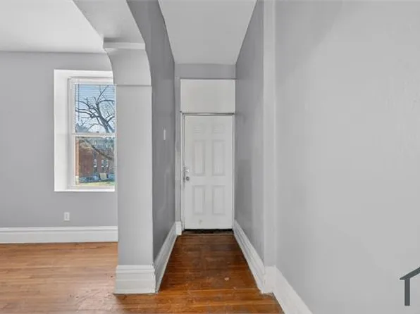 2102 E Adelaide Ave Floor 1, Saint Louis, MO 63107